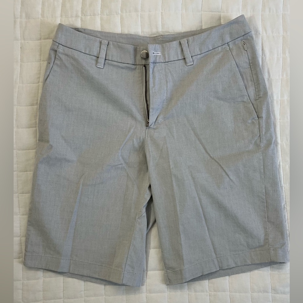Lululemon Men’s Commission Short Relaxed 11” Light Grey Size 32